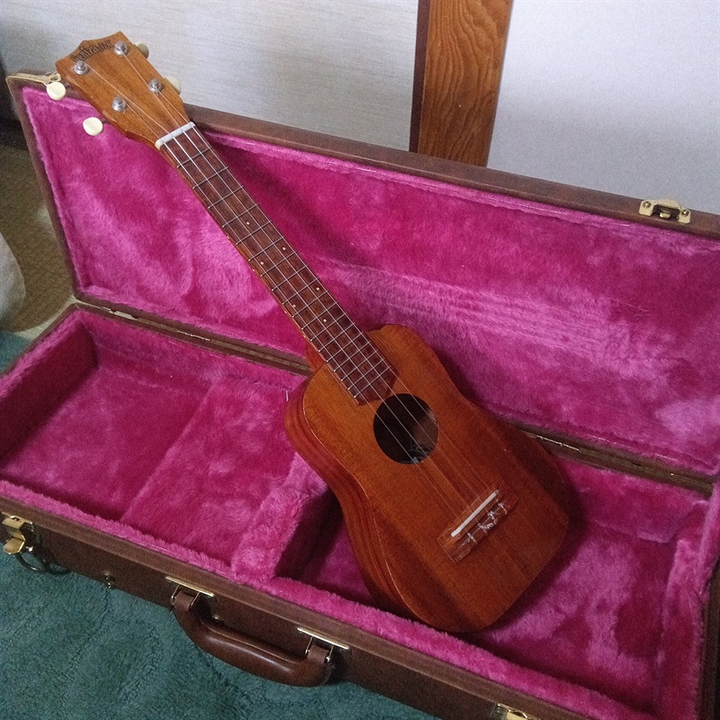 Ceniza by T&K Soprano Long Neckの画像